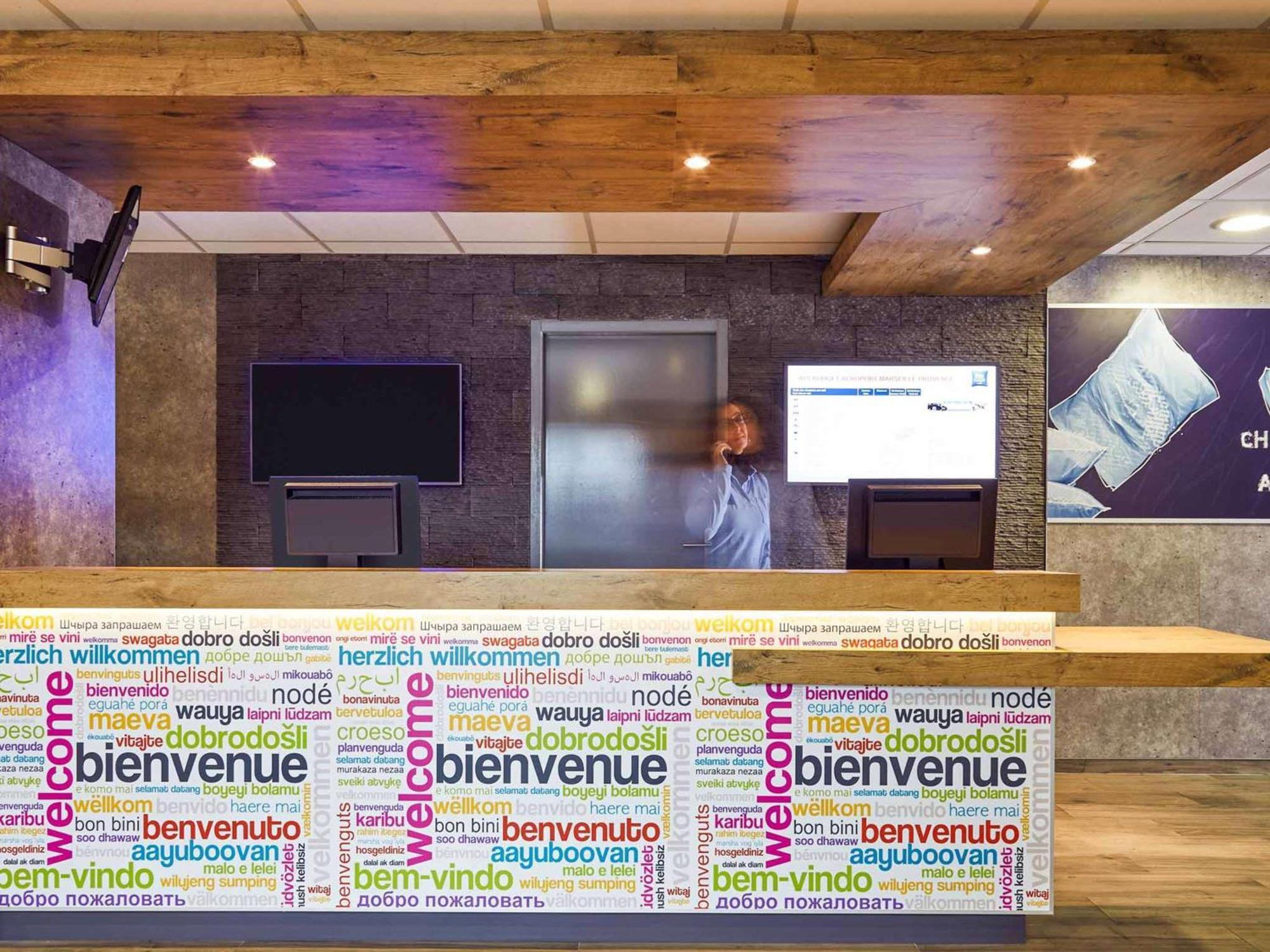Ibis Budget Marseille Aeroport Provence Vitrolles  Exterior foto
